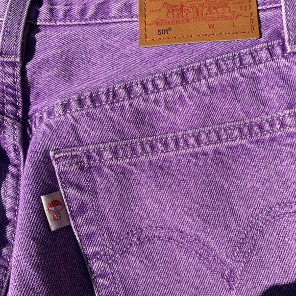 Purple High Rise Levi’s Fresh w Mushroom Tab - Picture 6 of 16